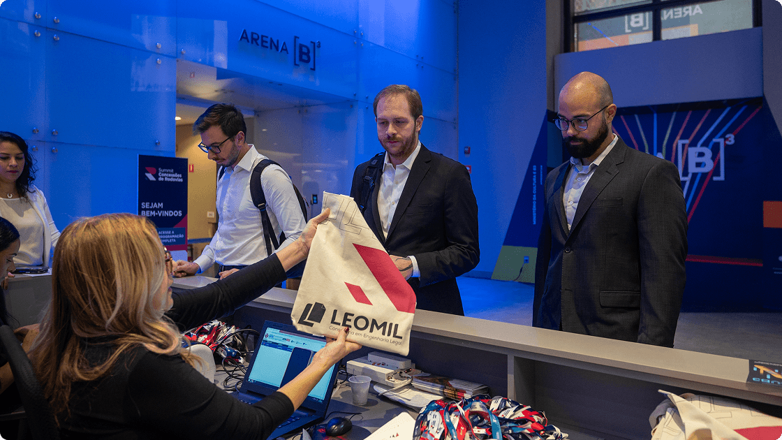 Equipe Leomil em evento